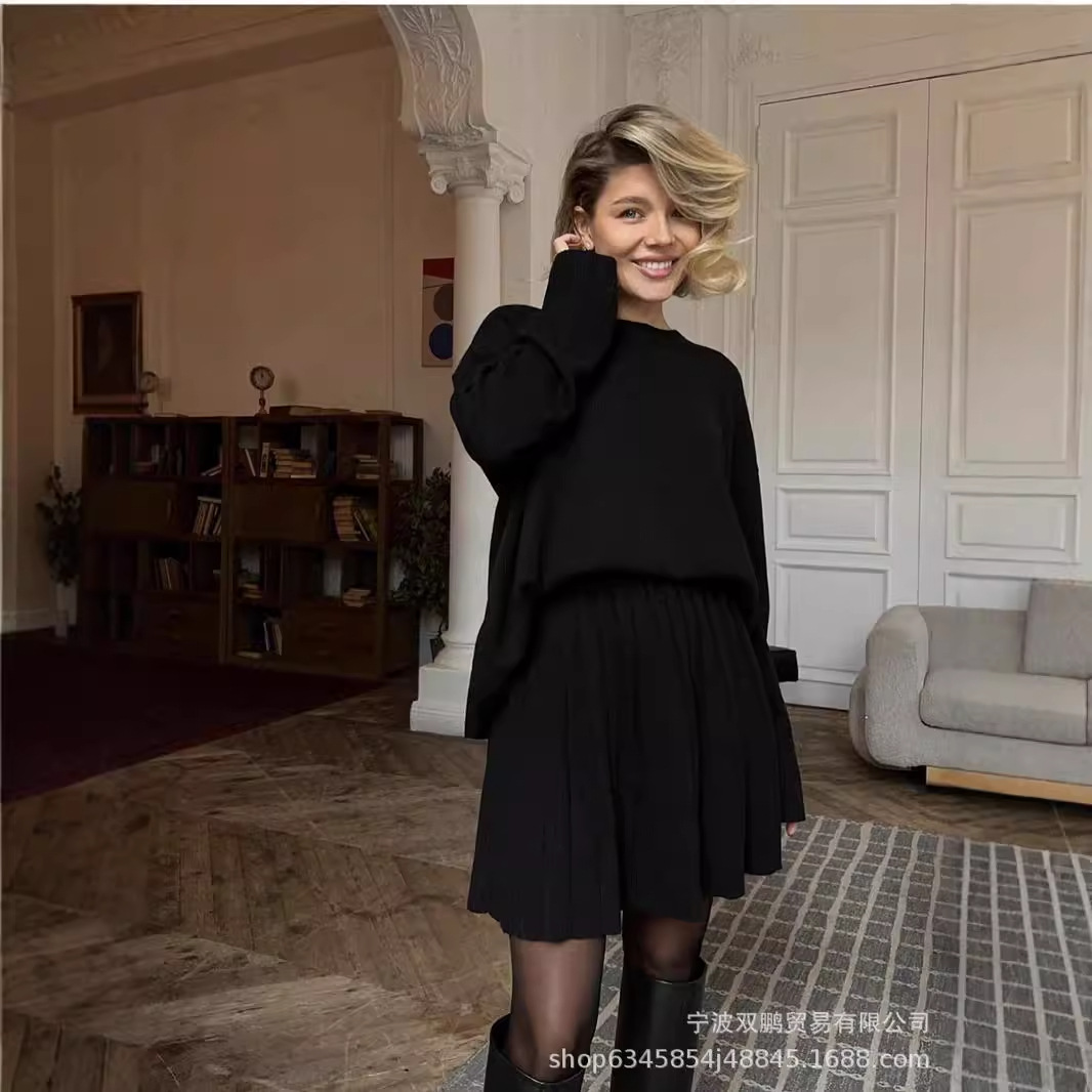 الخريف بلون سترة ذات عنق دائرى - مراجعة Winter Clothing Line وسعره